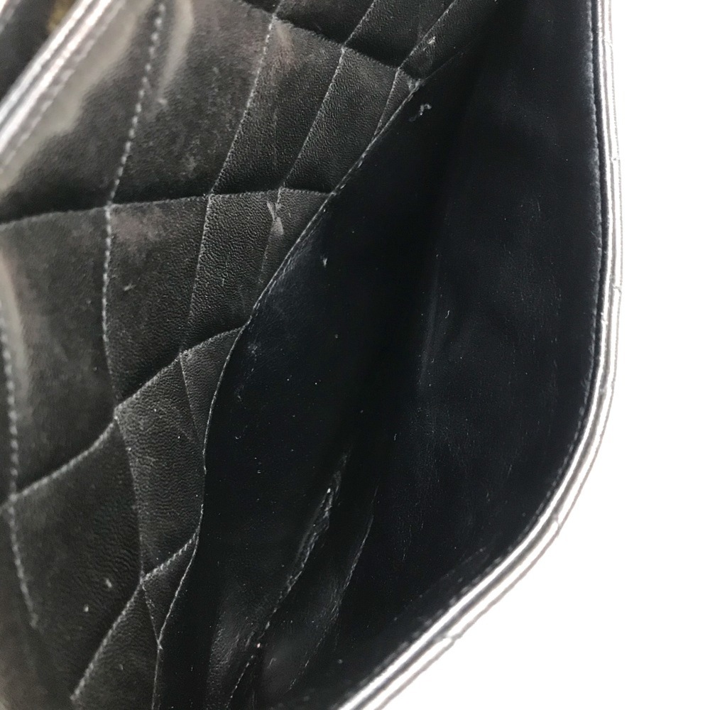 CHANEL Bag - Picture 7 of 12